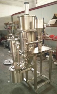 粉碎機進行粉碎後的 物料是最理想的 鋸末作為顆粒主要原料